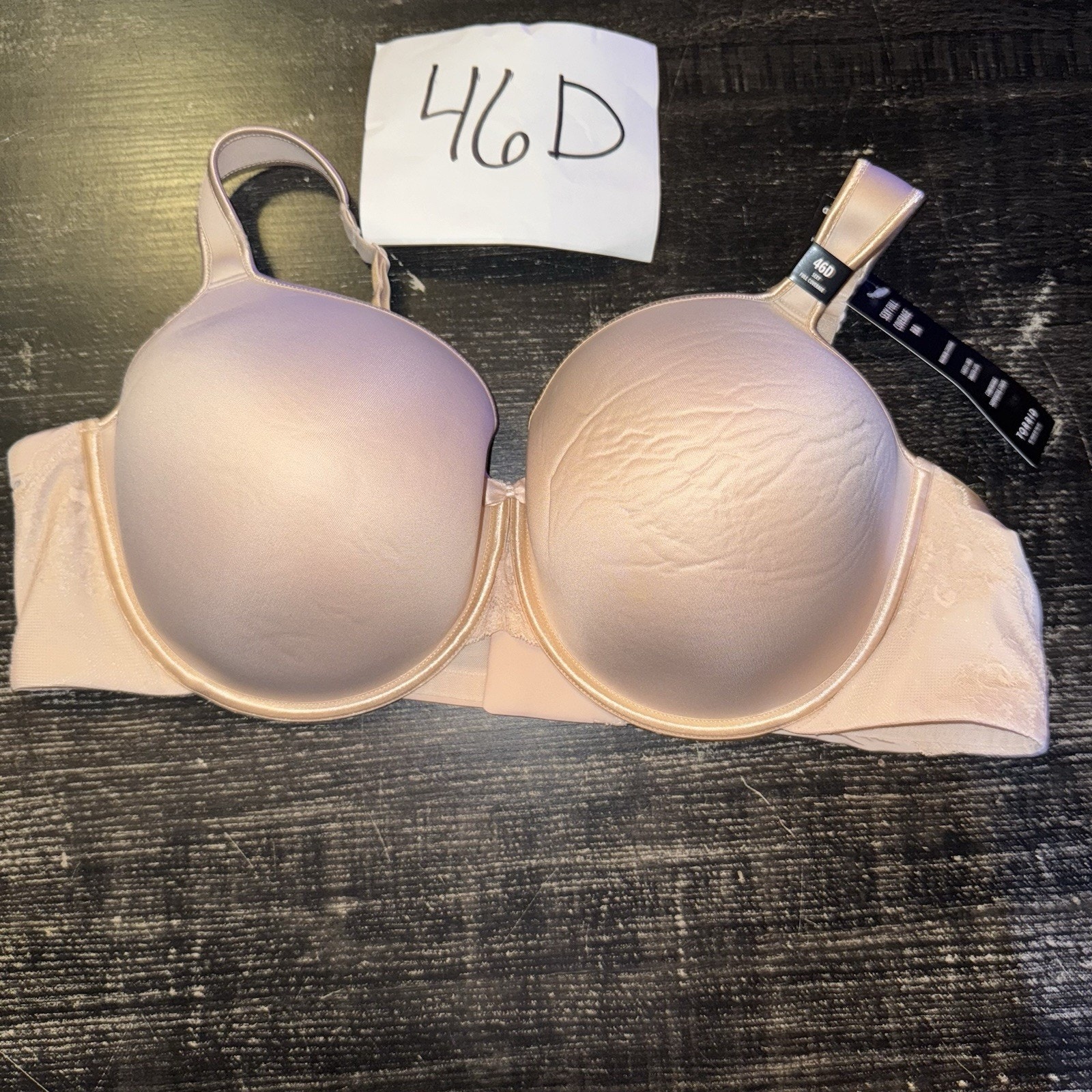 Torrid 46d Wired Bra Full Coverage Lightly Lined Natural Shaping Comfort Straps